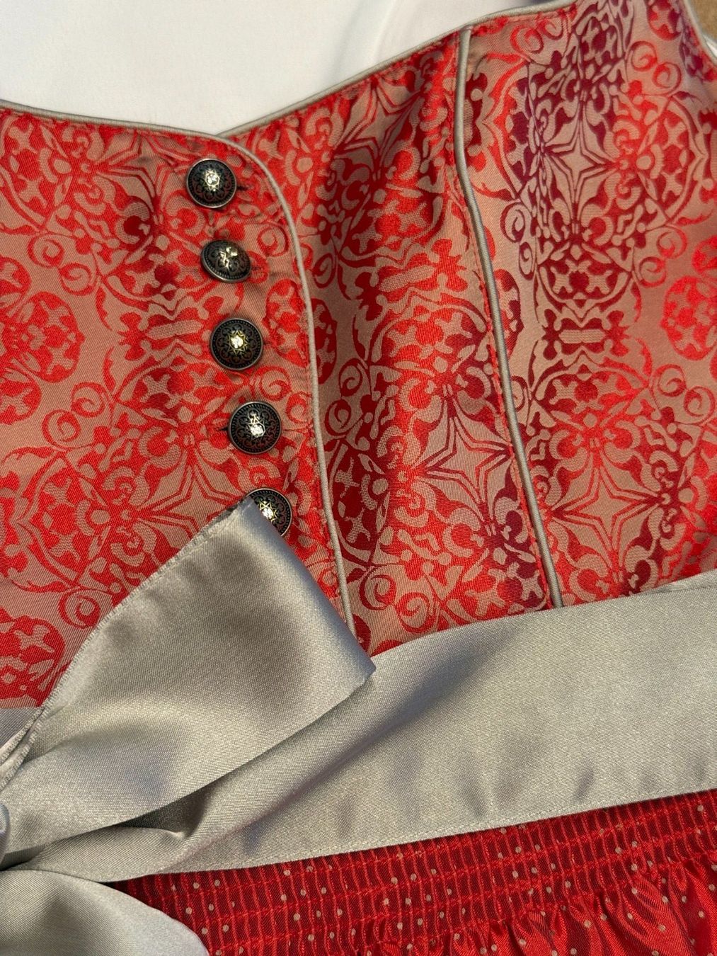 Vestiti: Nur einmal getragen - Stockerpoint - Dirndl Midi - Gr.44 – Usato da Fällanden venduto da CapShop 1