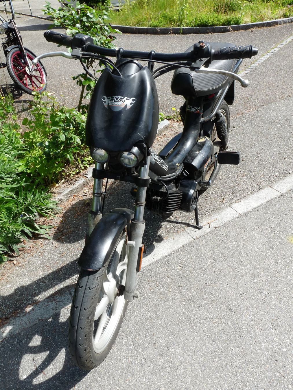 Tomos Ciclomotori: Tomos FunSport mit Ausweis – Usato da huttwil venduto da Pakora 1