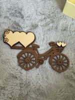 Hübsche Holzdeko Velo mit Flügeln / Frühling Deko Unikat