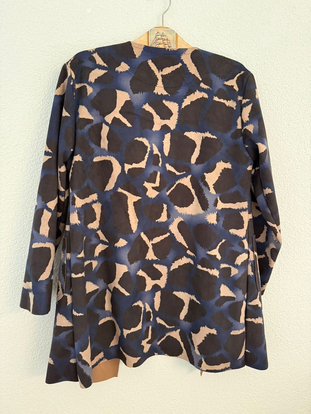 Cappotti: Stylische gemusterte Jacke – Grösse M – Usato da Neerach venduto da Meli_sara 2