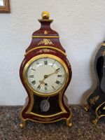 Zenith Pendule, Antike Tischuhr, Rote Bemalung, ungeprüft 