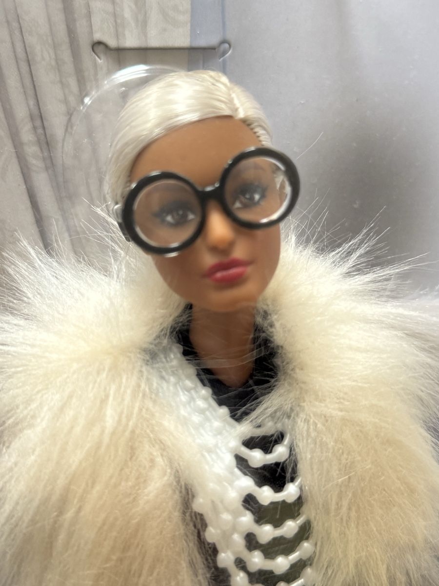 Bambole: BARBIE  Signature Styl Iris Apfel – Nuovo e nell'imballaggio originale da Zürich venduto da Elena_8 4