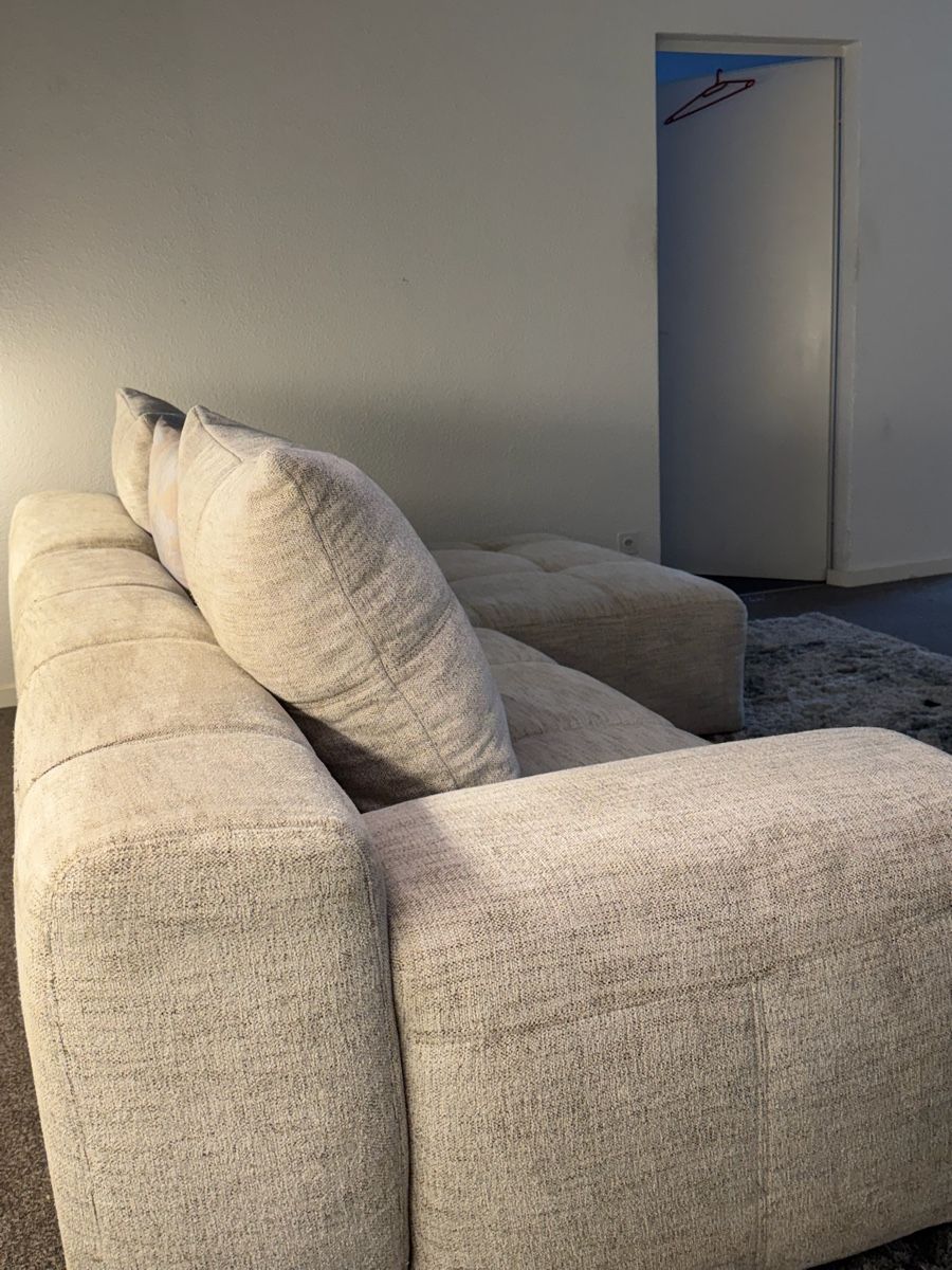 Sofas: Hellgraues Ecksofa mit Schlaffunktion – D'occasion à Fehraltorf par Sofalab.swiss 4