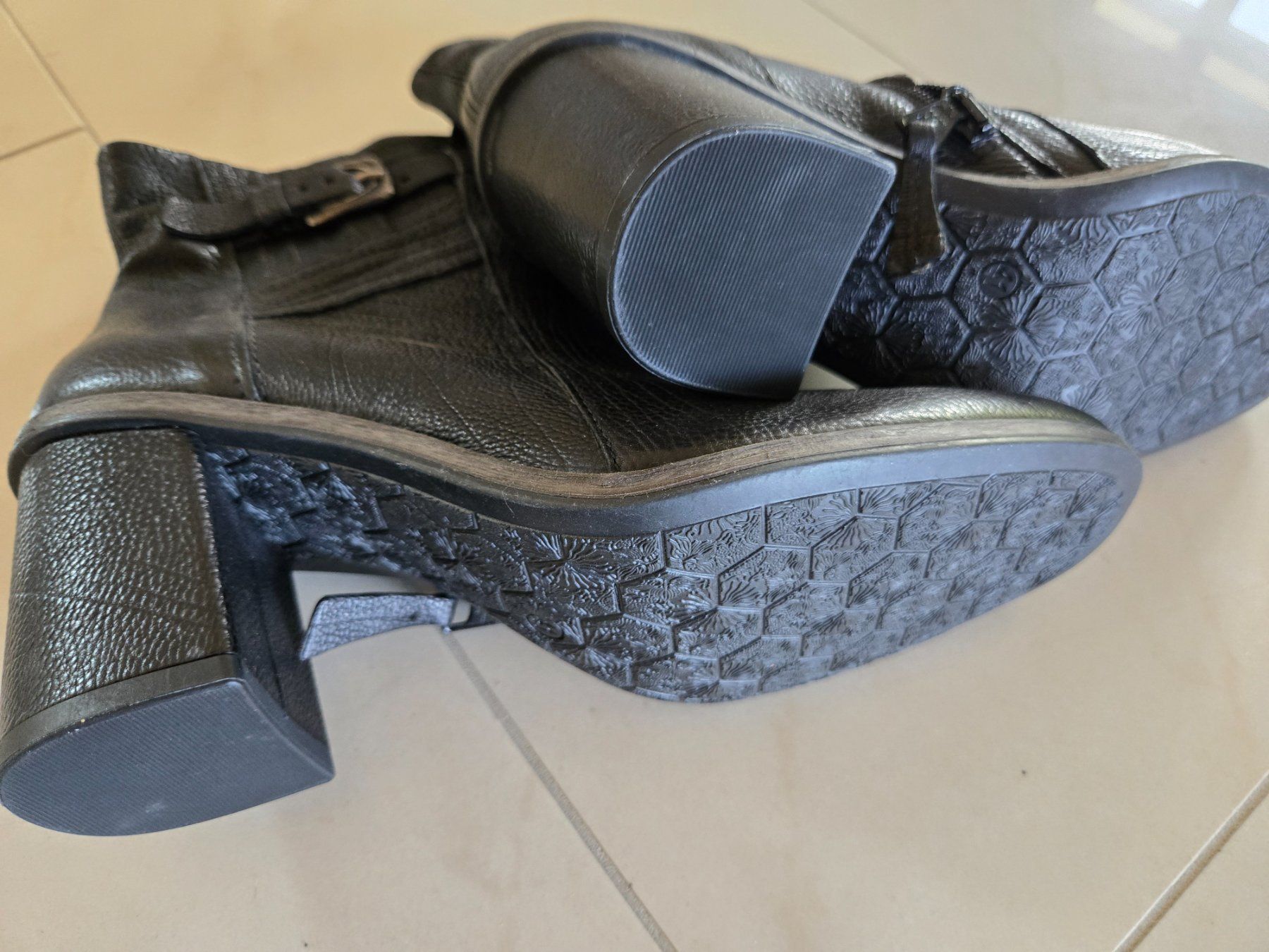 Scarpe da donna: MJUS Stiefeletten Grösse 41 – Usato da Bern venduto da philacat 1