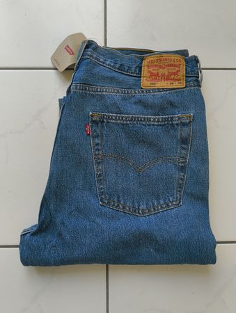 Jeans Levi's 565 36/32 loose fit. Neu