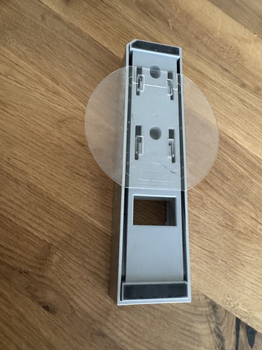 Nintendo Console: Nintendo Wii Console Stand - Silver, Great Condition! – Usato da Riehen venduto da Lord7M7 1