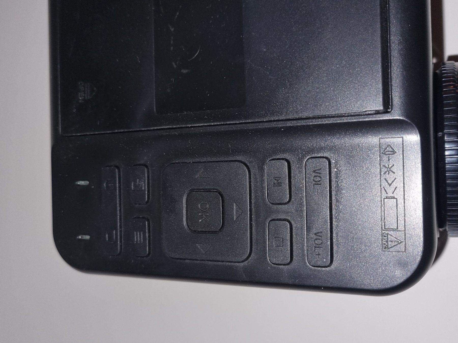 Proiettori: Mini-Projektor & DVD-Player – Usato da Ehrendingen venduto da Thomas_2 5