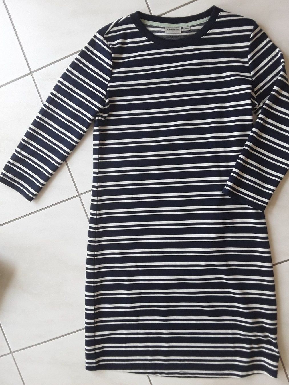 Kleider: Bequemes -Sommer- Kleid  36/38 – Neu (gemäss Beschreibung) aus Heimberg von Samprof