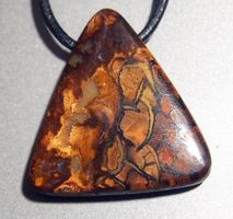 Australian Koroit Opal, wunderschöne Farben & Zeichnungen