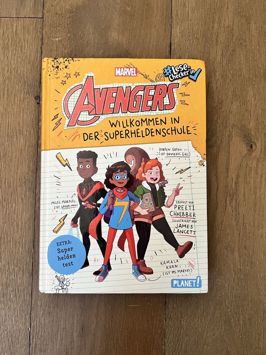 Libri: Marvel Avengers Buch Superheldenschule – Usato da Stallikon venduto da Biene76