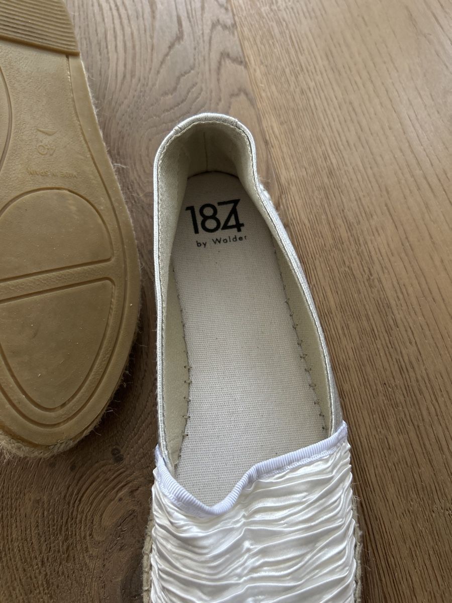 Scarpe da donna: Espadrilles/ Ballerina Grösse 40 – Usato da Fischbach- Göslikon venduto da Rommel 2