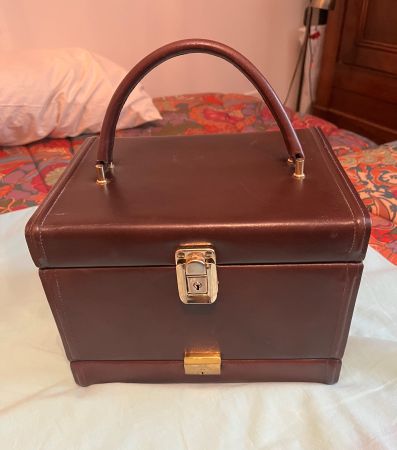 Beauty-case/coffret à bijoux en cuir marron
