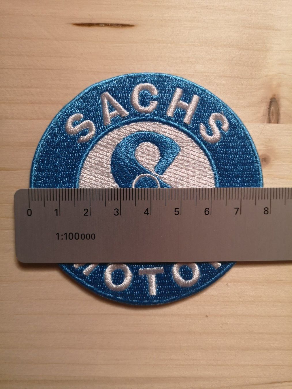Sachs Toppe: Aufnäher Badge Patch Mofa Töffli SACHS MOTOR – Nuovo e nell'imballaggio originale da Grosswangen venduto da Jumbo1983 1