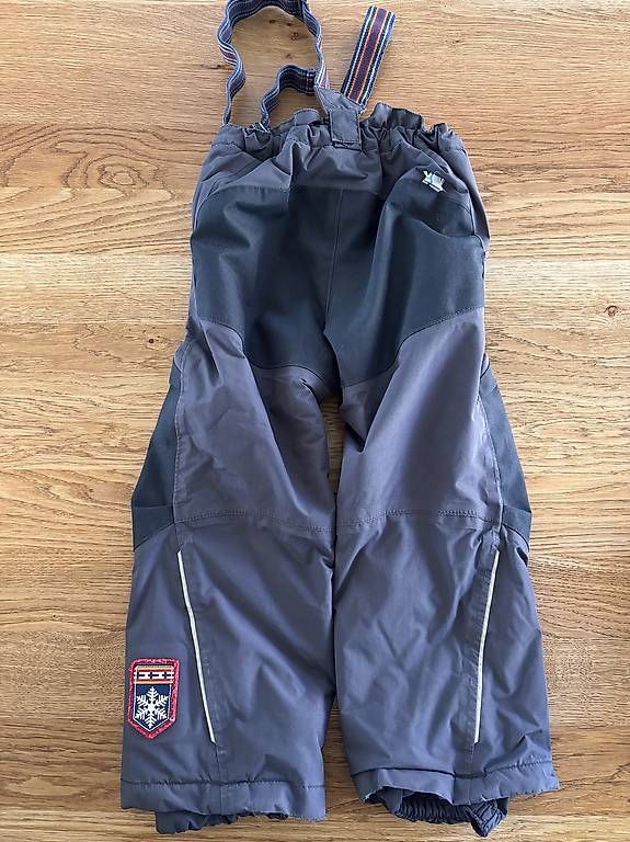 Pantaloni: Kinder Schneehose – Usato da Schüpfheim venduto da wiggerwilliam