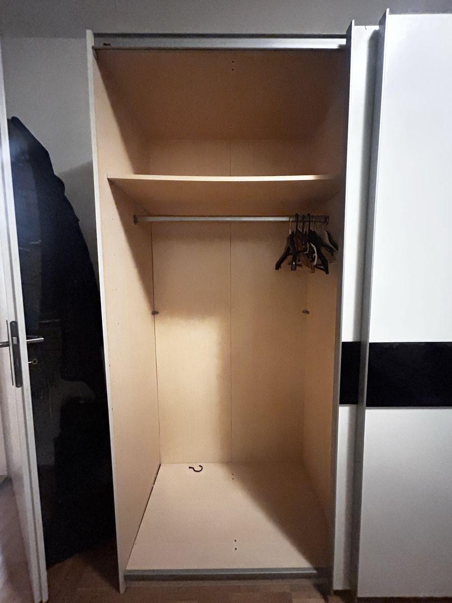 Armadi: Kleiderschrank mit Schiebetüren  – Usato da Kloten venduto da ibe_7n8s 2
