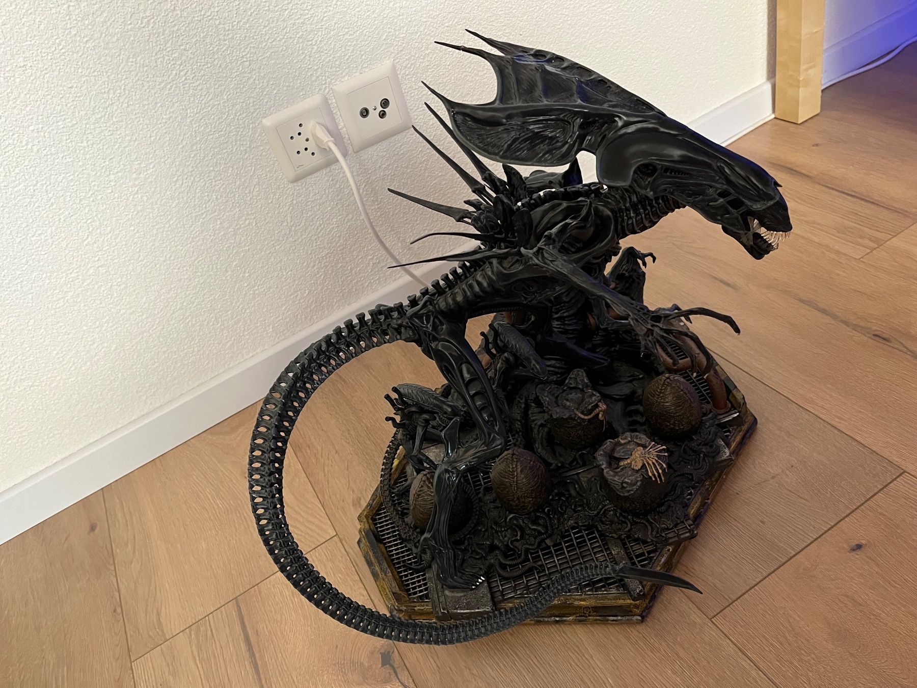 Figuren: Sideshow Collectibles: Alien Queen Maquette – Gebraucht aus Buchs ZH von  2