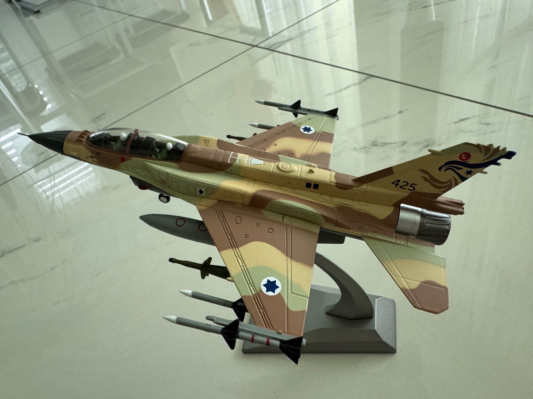 Modellbausätze & Standmodelle: F-16I "Sufa" Israeli Defense Force Lockheed Martin Kampfjet – Neu (gemäss Beschreibung) aus Hünenberg See von Rroger911 1