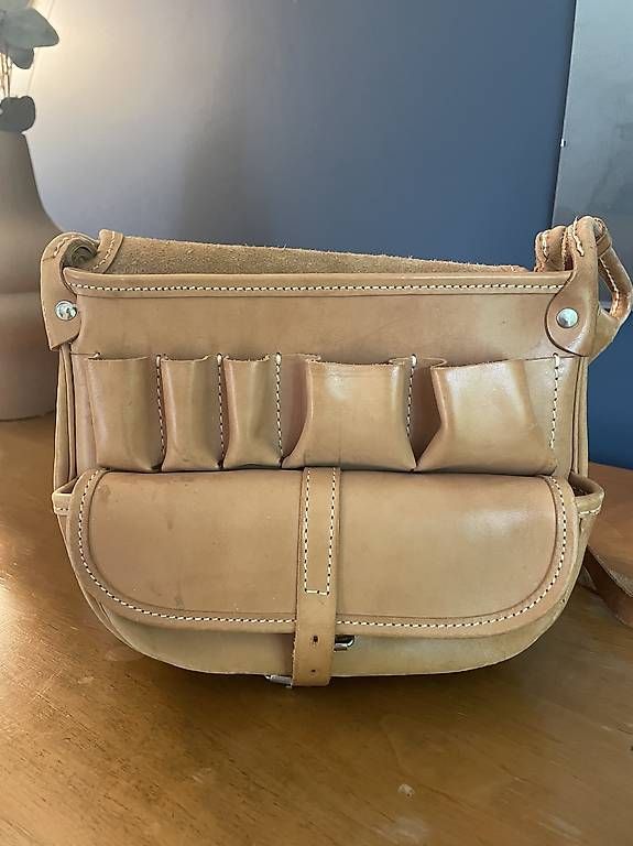Taschen: Ledertasche, Umhängetasche – Gebraucht aus Grenchen von nudj1 1