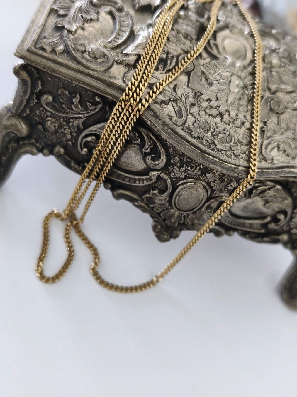 Ketten: Goldkette 333er Gold, 50cm lang.  – Gebraucht aus St. Gallen von GIULESGG