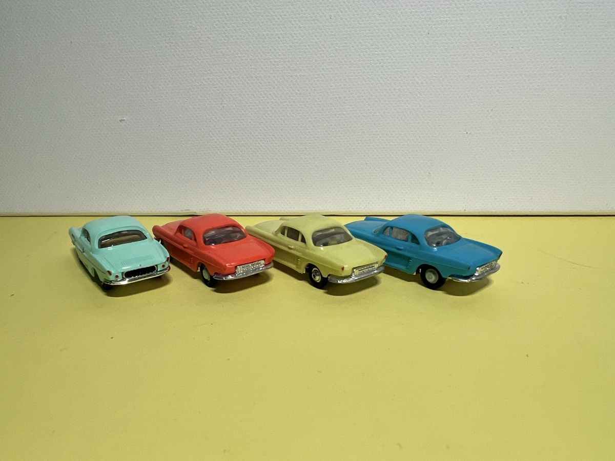 Norev Modellini d'auto: Norev 4x Renault Caravelle in 1/87 – Usato da Weinfelden venduto da Kammerflimmern 1