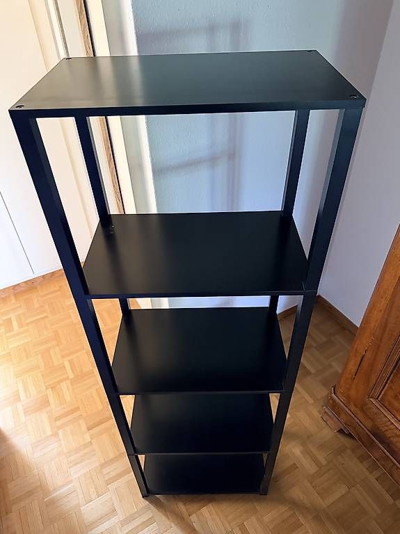 Regale: Étagère noir – Gebraucht aus Coppet von LeslieAnnArm 2