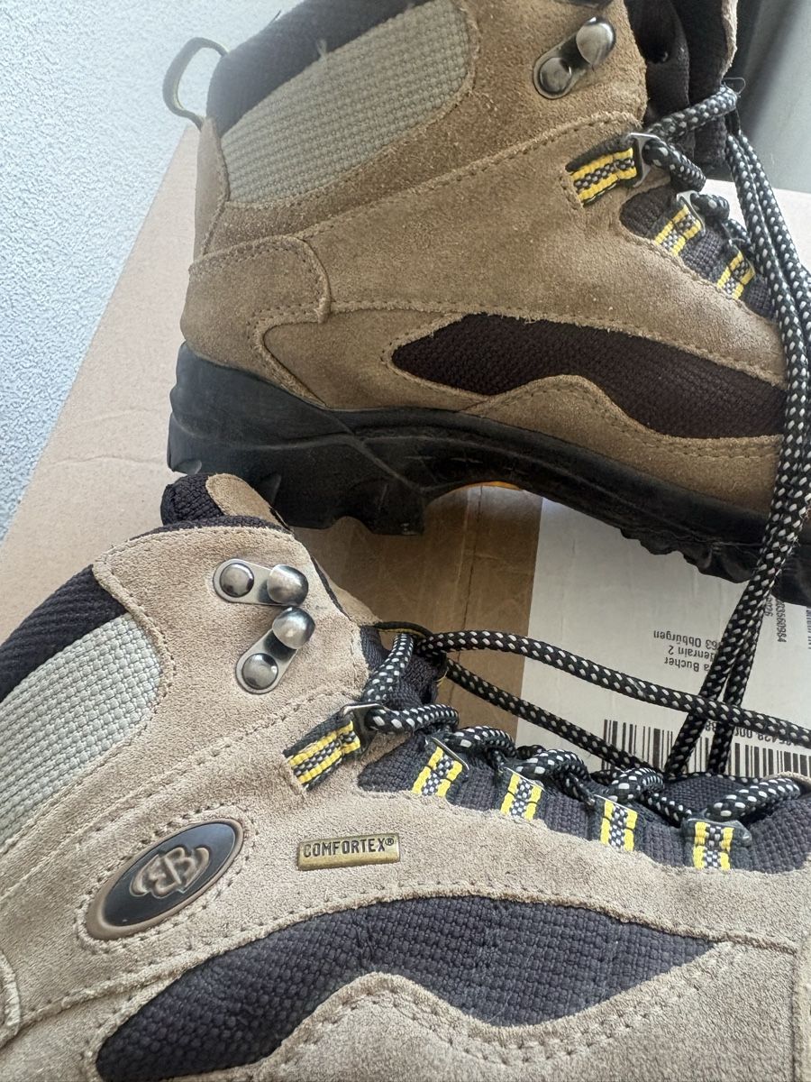 Chaussures hommes: Wanderschuhe 🥾, NP 149 CHF  – D'occasion à Obbürgen par bugi6868 7