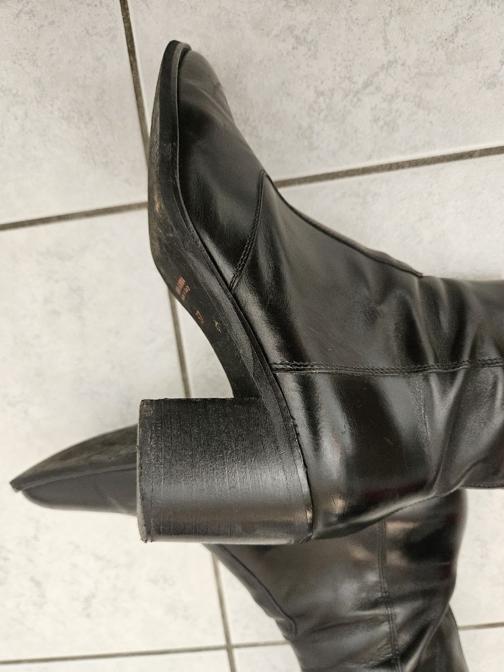 Navyboot Scarpe da donna: Navyboot Stiefelette, Gr. 37, schwarz Leder – Usato da Winterthur venduto da luna2266 4