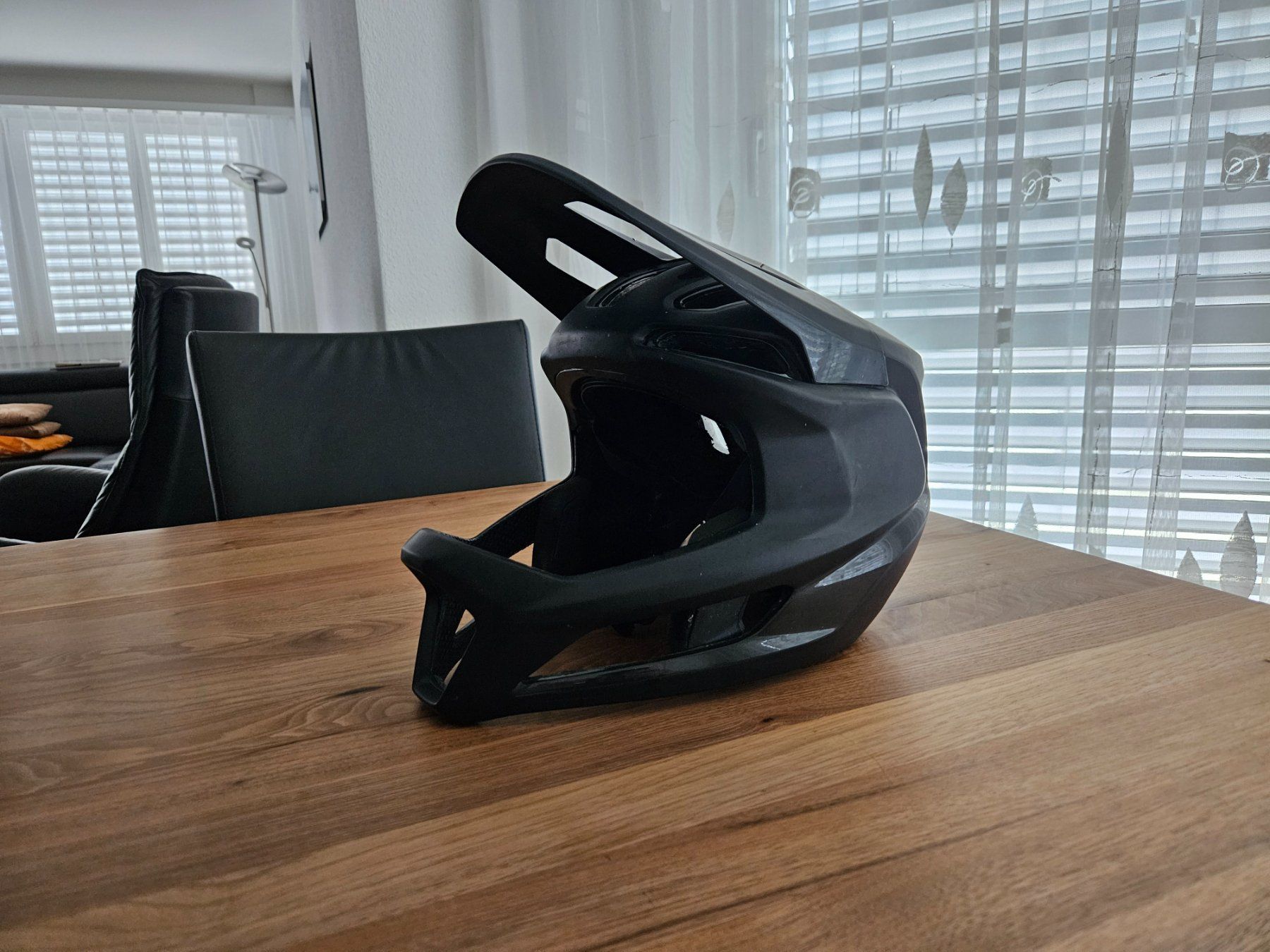 Specialized Helme: Specialized Gambit Gr. s – Gebraucht aus Brunnen von han_vh8q