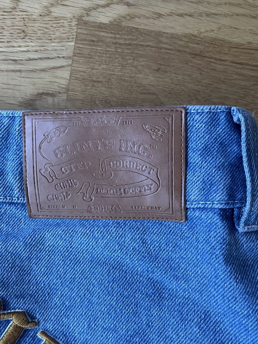 Jeans: Jeans Clint’s – Usato da Genève venduto da Elisabeth.17 4