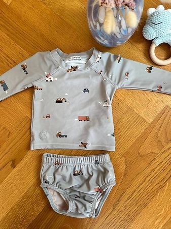 Badehose und UV Shirt Liewood Grösse 62