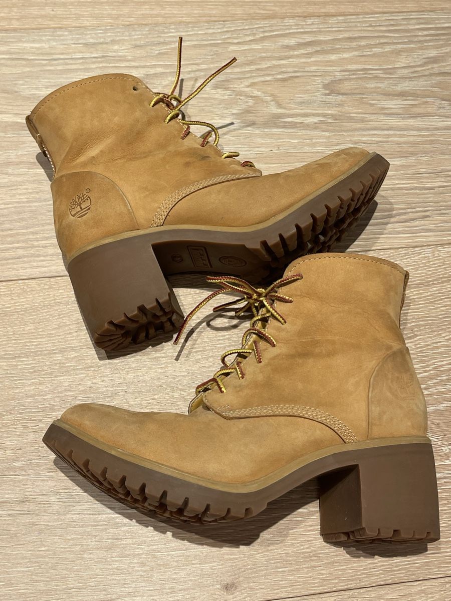 Timberland Damenschuhe: Timberland Boots with heels 37.5 – Gebraucht aus Castagnola von Car2X2N 3