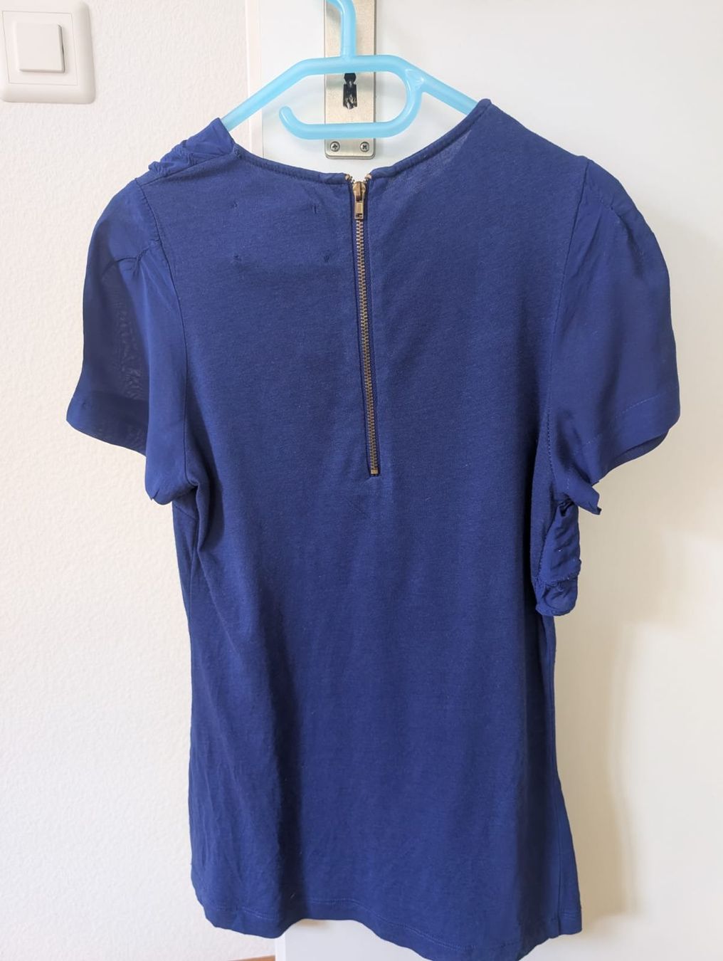 Zara T-shirt: Zara T-Shirt Bluse S dunkelblau – Usato da Winterthur venduto da Arkadii 1