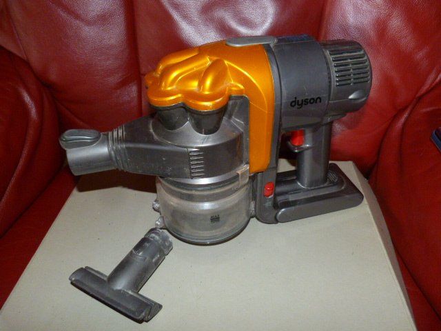 Dyson Aspirapolveri & Accessori: Handstaubsauger Dyson DC16 – Difettoso da Nunningen venduto da Rugeli69