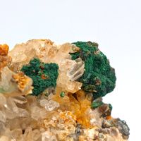 EINZIGARTIG, MALACHIT und TETRAEDRIT auf QUARZKRISTALLE