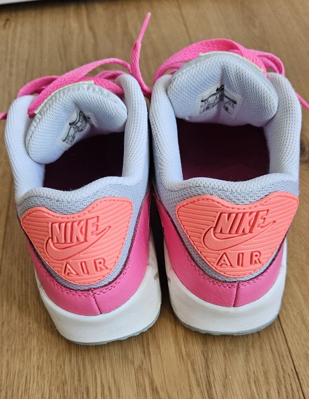 Nike Scarpe da donna: Nike Air Max 90, Grösse 37.5 – Usato da Tobel venduto da Nicci_dee 2