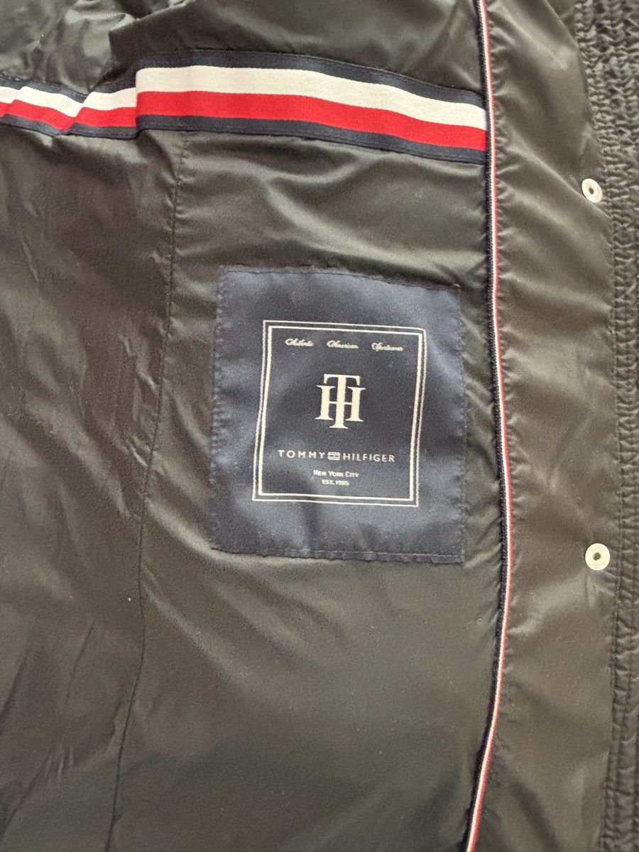 Tommy Hilfiger Cappotti: Damenjacke Tommy hilfiger – Usato da Seewen SZ venduto da buqe 4