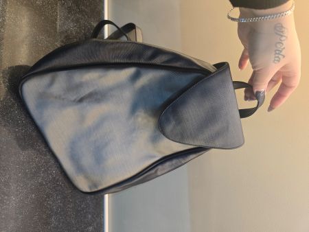 Stylischer Rucksack in schwarz/silber