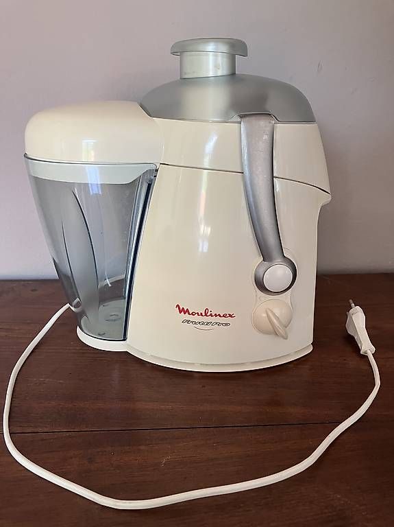 Moulinex Elettrodomestici da cucina: Estrattore Moulinex Frutti Pro – Usato da Vezia venduto da Curzio83