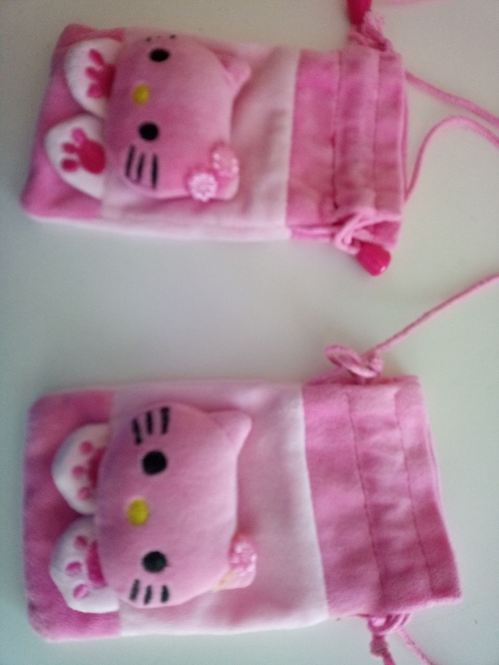 Hello Kitty Giocattoli: Hello Kitty Set Tasche Becher Notizbuch gebraucht – Usato da Volketswil venduto da Car1 4