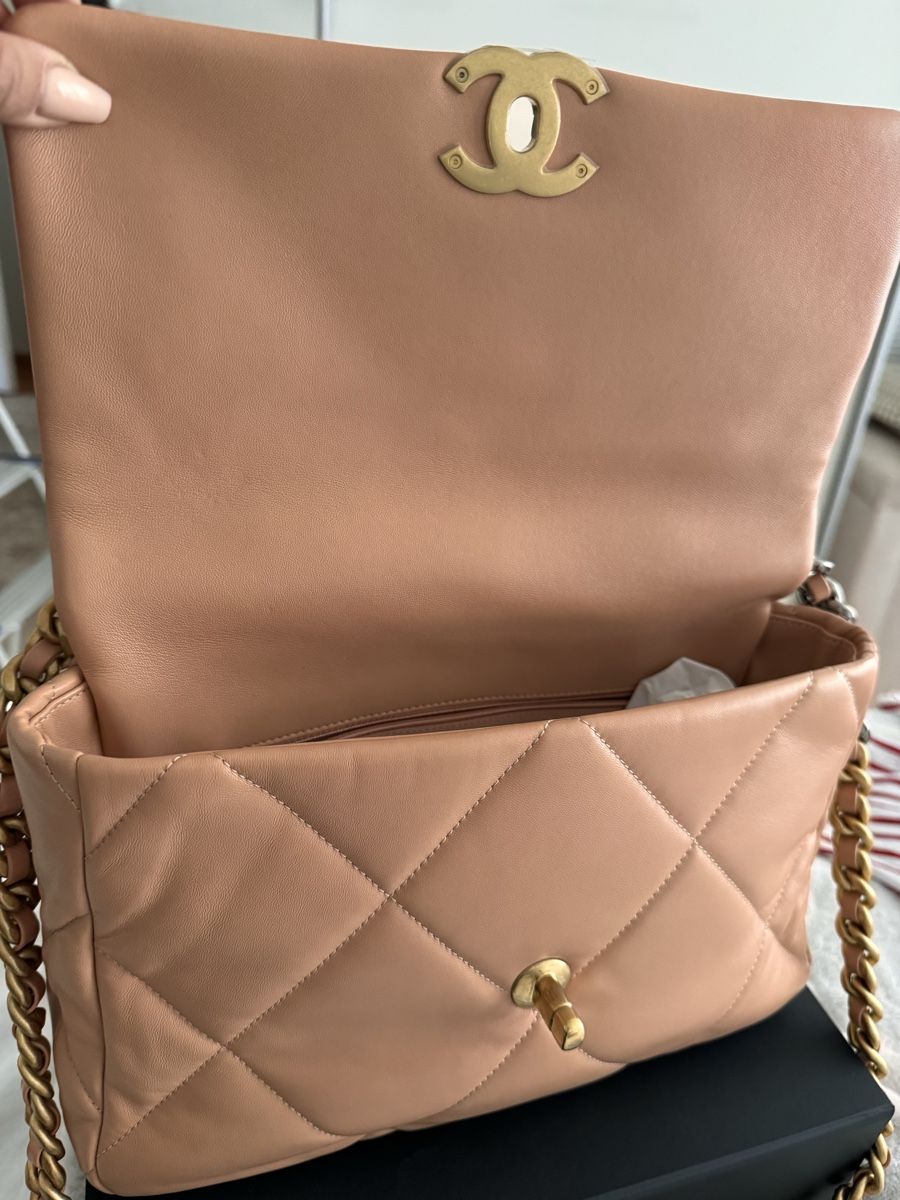Chanel Borse da donna: Chanel 19 Tasche NEU – Nuovo (secondo la descrizione) da Zürich venduto da NNK28 9