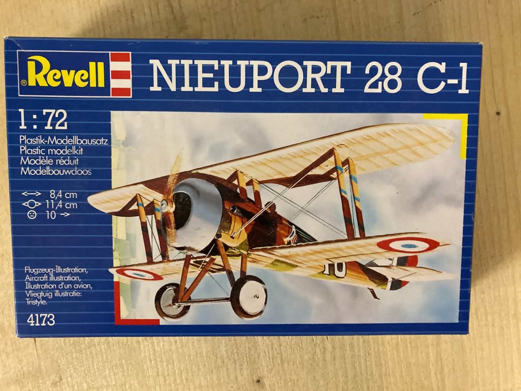 Revell Kit di modellismo & Modellini statici: Flugzeug Plastikbausatz – Nuovo (secondo la descrizione) da Frauenfeld venduto da oli_hy8j