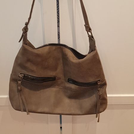 Handtasche / Umhängetasche Farbe Taube Kunstleder