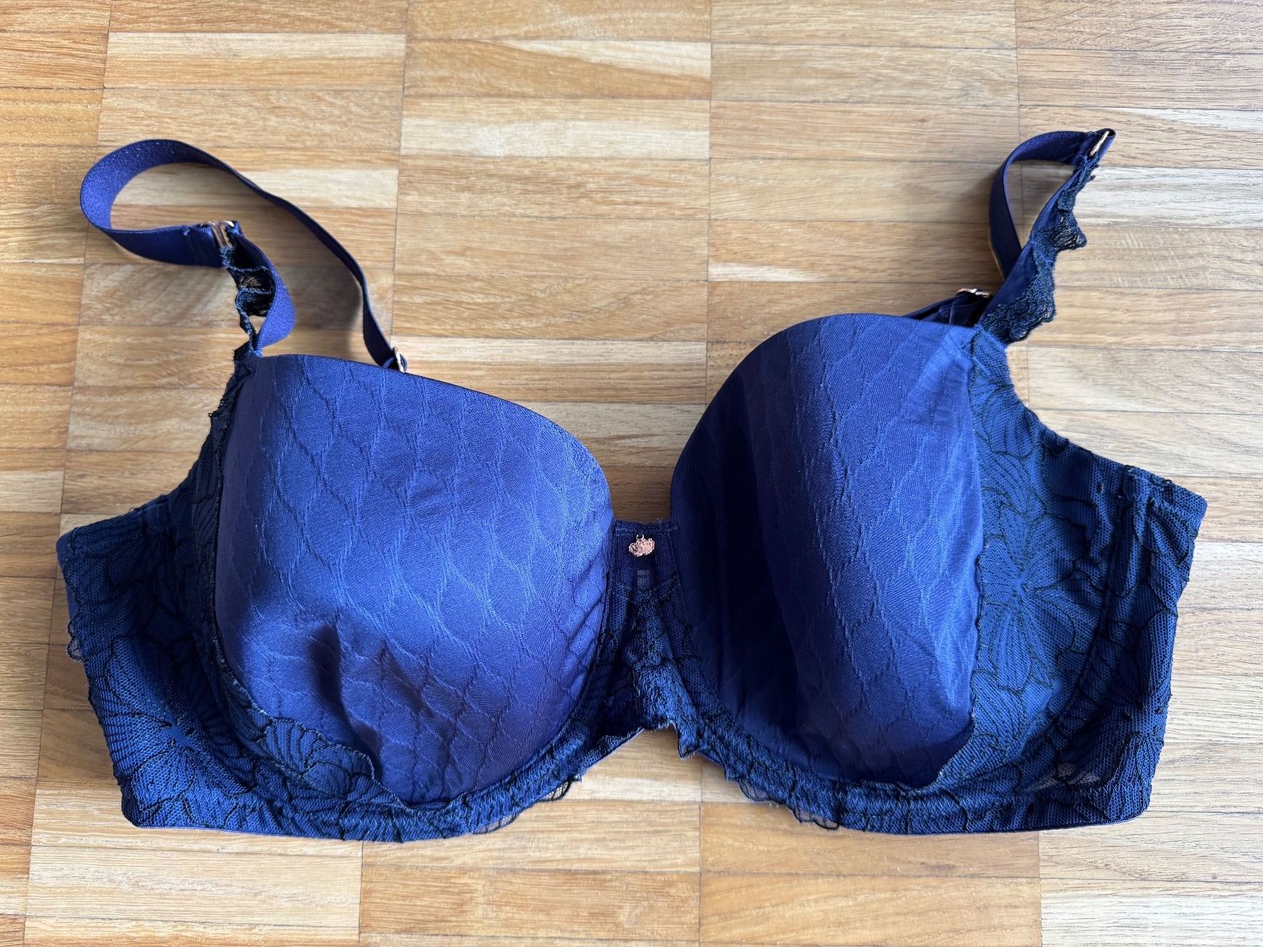 Triumph Altra biancheria intima: BH Marke Triumph Gr. 90D – Nuovo (secondo la descrizione) da Luzern venduto da Ankerli 1