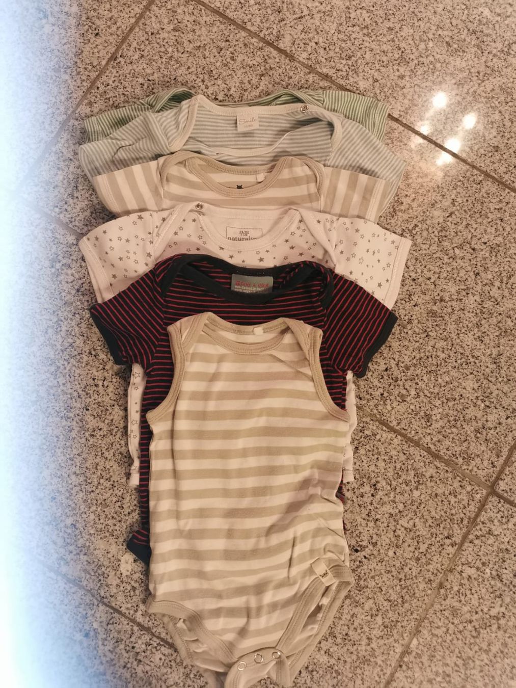 Lotti & Set di vestiti: Diverse Bodies Gr.74 – Usato da Zufikon venduto da Angi41