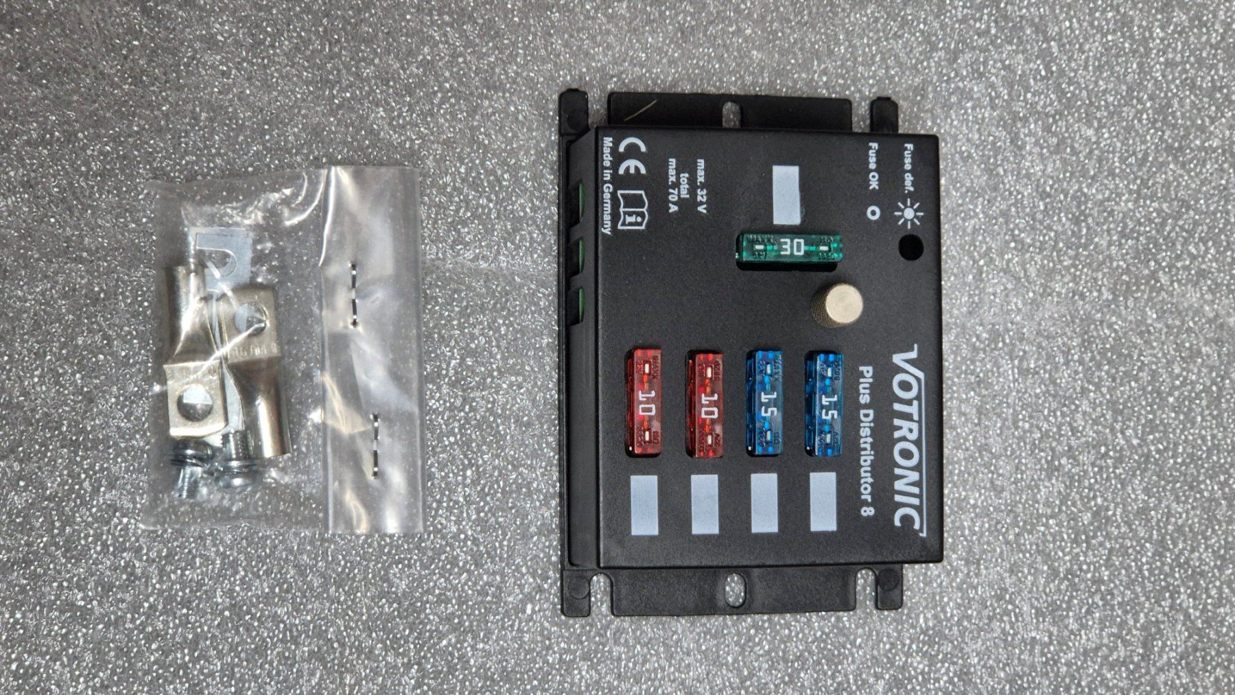 Votronic Composants électroniques: Votronic Plus-Distributor 8 – D'occasion à Rorbas par NexoDeal 2