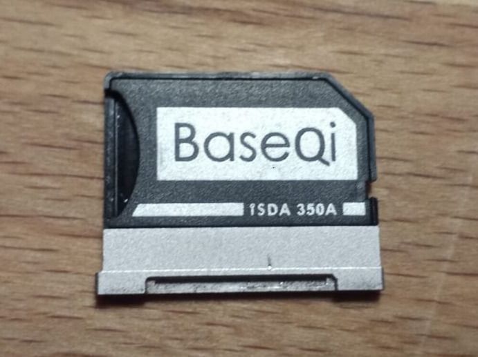 BaseQi Surface Book Micro SD Adapter | Kaufen auf Ricardo