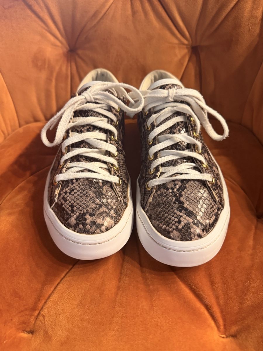 Guess Scarpe da donna: GUESS Sneaker Gr 40   – Usato da Balgach venduto da ren_xy57 2