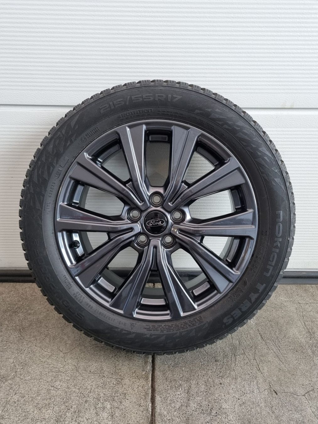 Ford Pneus & Roues: Ford Puma Winterräder – D'occasion à Kirchdorf AG par Cartastic_AG 1