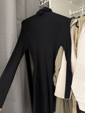 Schwarzes Strickkleid von Zebra Grösse M