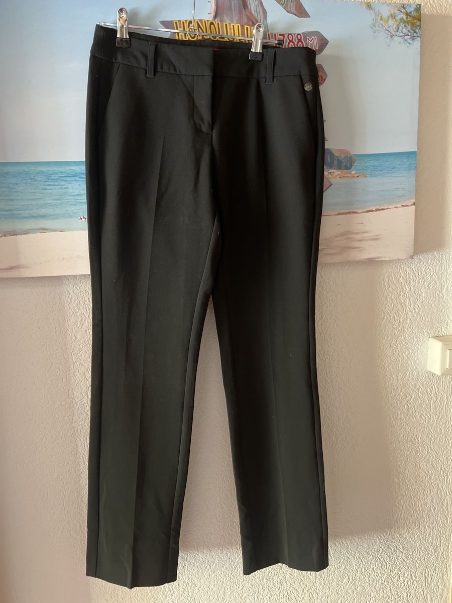 S.Oliver Pantaloni: S.Oliver Stoffhose, schwarz, Gr. 34 – Usato da Linden venduto da Annelie12
